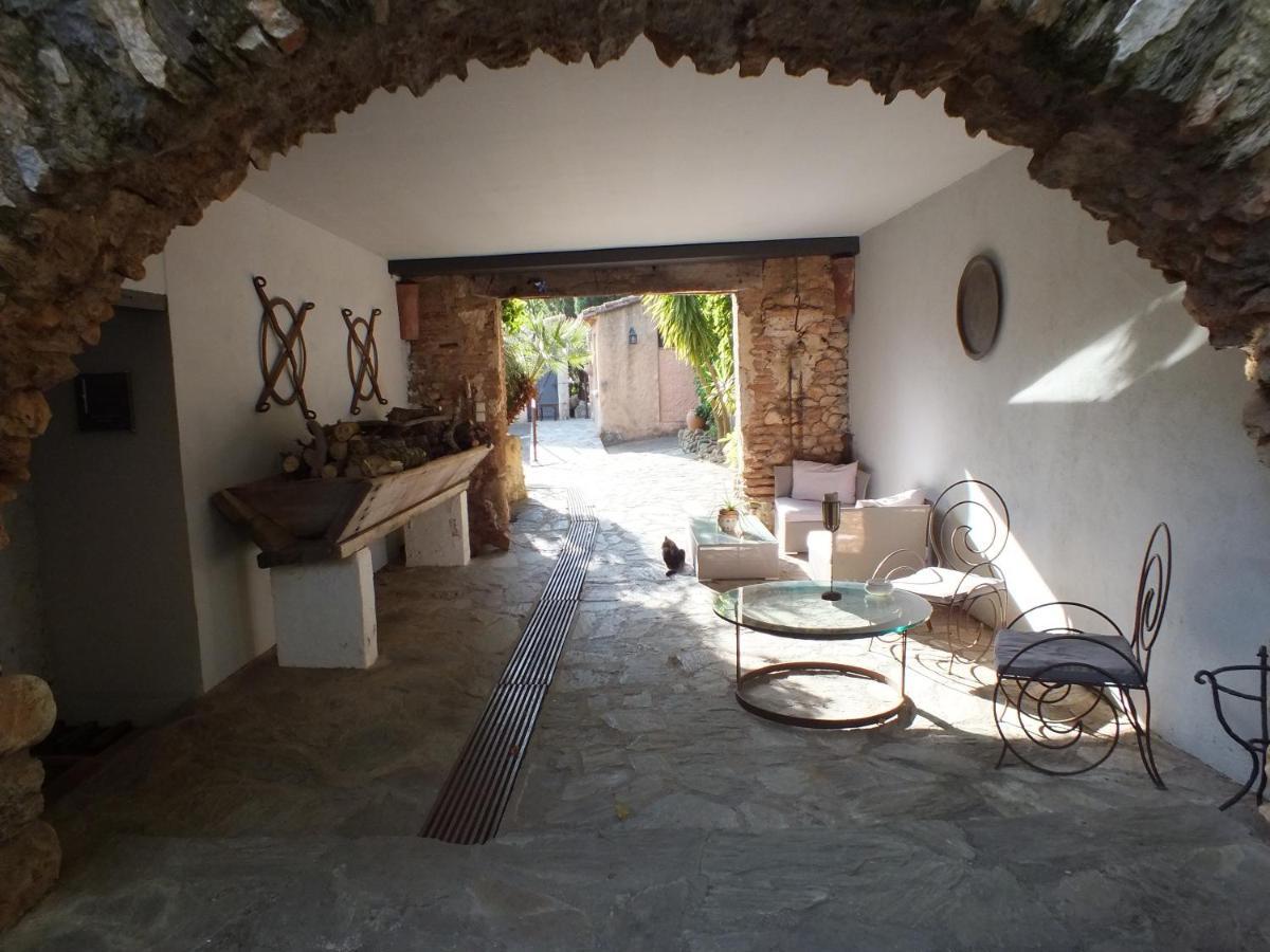 Casa9 Hotel Thuir Εξωτερικό φωτογραφία